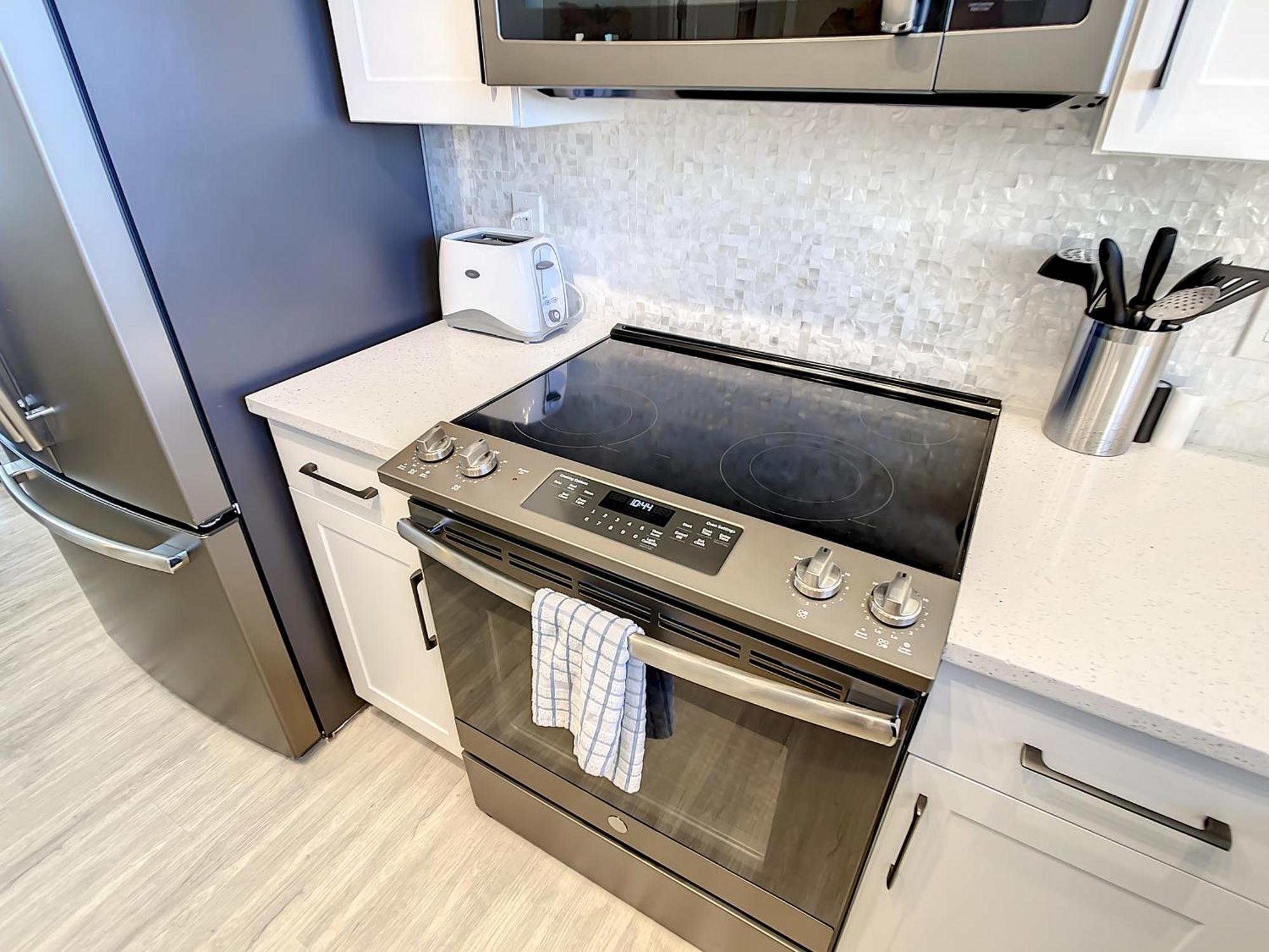 Oceanfront Balcony, Pool, Bbq, Steps To Flagler Ave Βίλα New Smyrna Beach Εξωτερικό φωτογραφία