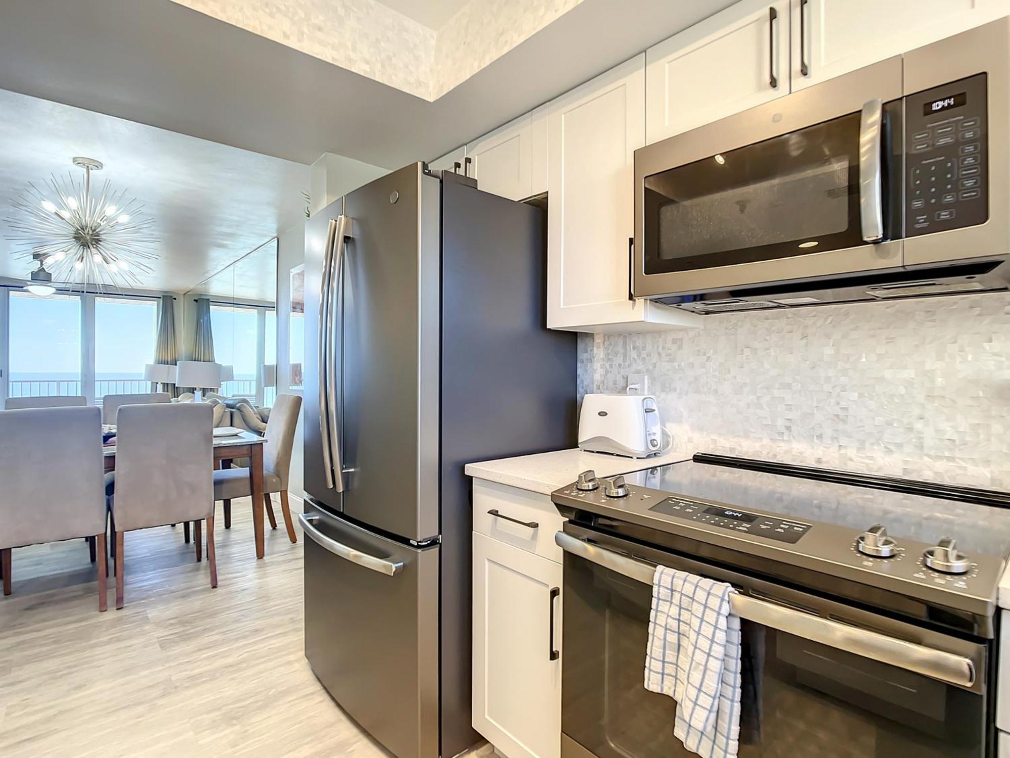 Oceanfront Balcony, Pool, Bbq, Steps To Flagler Ave Βίλα New Smyrna Beach Εξωτερικό φωτογραφία